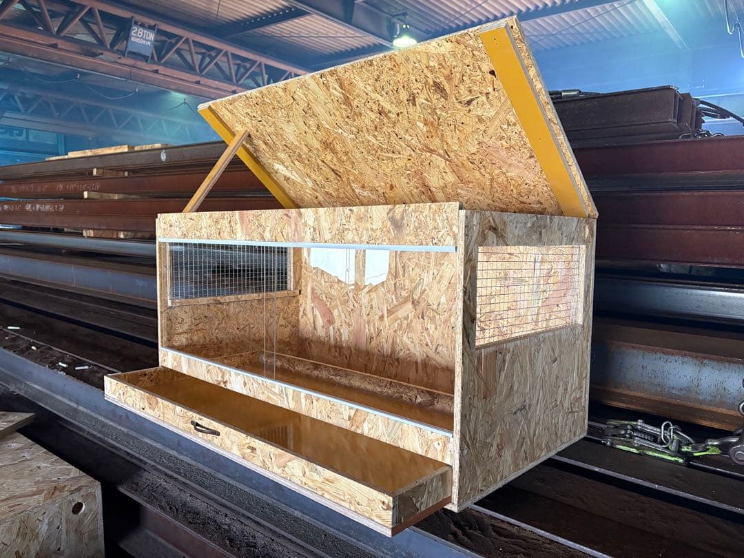 爬虫類ケージ　90×45×45 引き出しタイプ　サイド金網　天板蝶番、取手付き