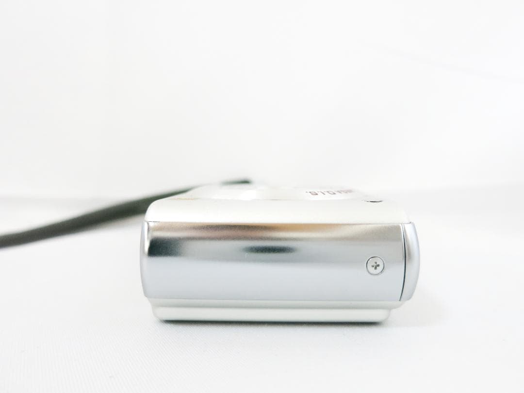 ★美品★Panasonic デジタルカメラLUMIX DMC-FX8 シルバー