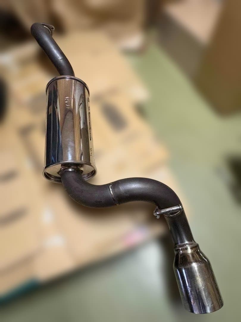 HKS TRAVOISマフラー ハイエースワゴンＧＬワイドに使用　2TR-FE