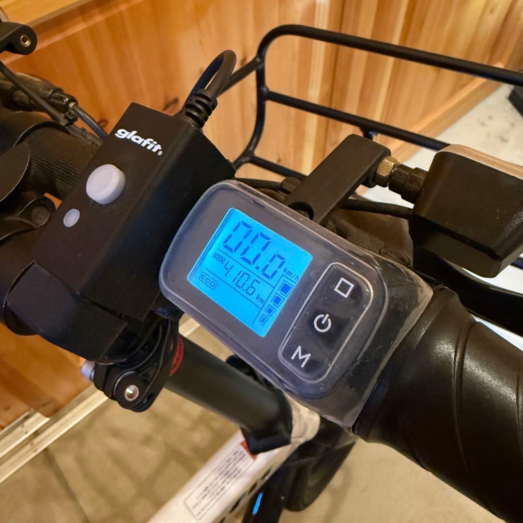 glafit GFR-02 ホワイト モビチェン付き