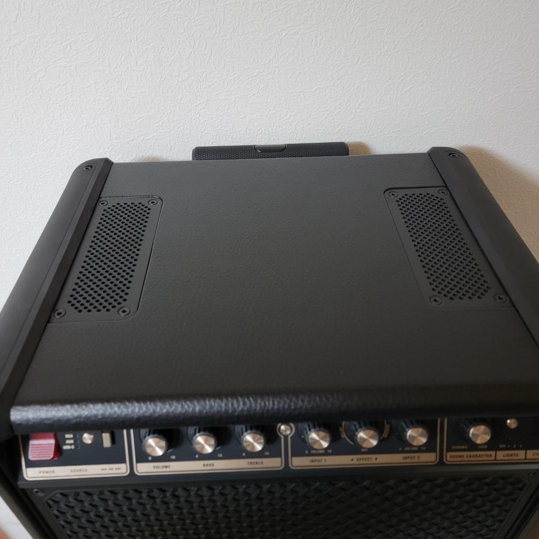 スピーカー・ウーファー Marshall BROMLEY 750 Black and Brass