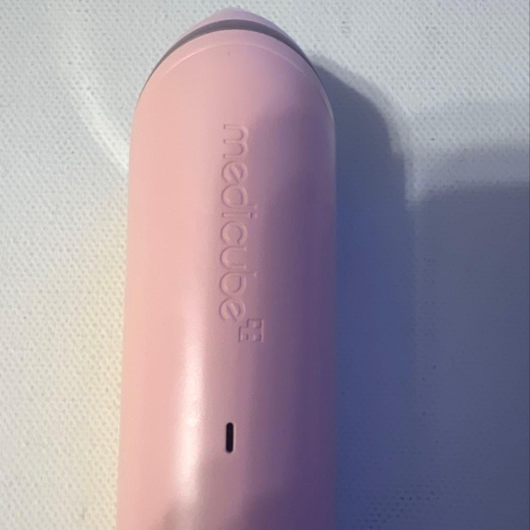 medicube 美顔器　ブースタープロ　ピンク