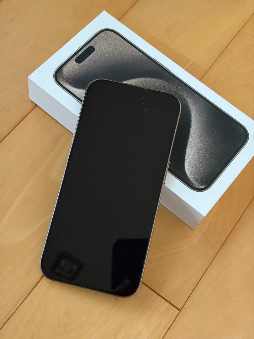Apple iPhone 15 Pro ナチュラルチタニウム 128GB