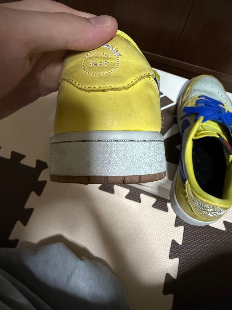 Travis Scott × Air Jordan 1 Low \"Canary\"