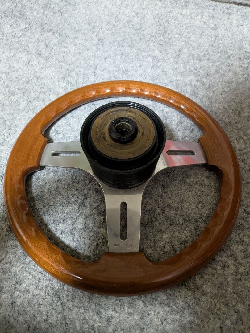 旧車　ハンドル