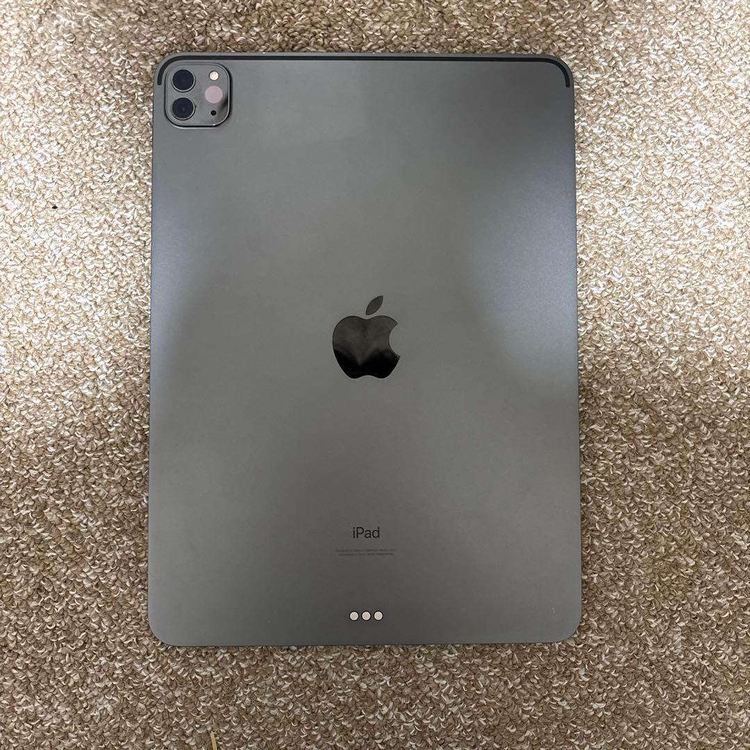 （おまけ付き）iPad Pro第三世代11インチ 128GB