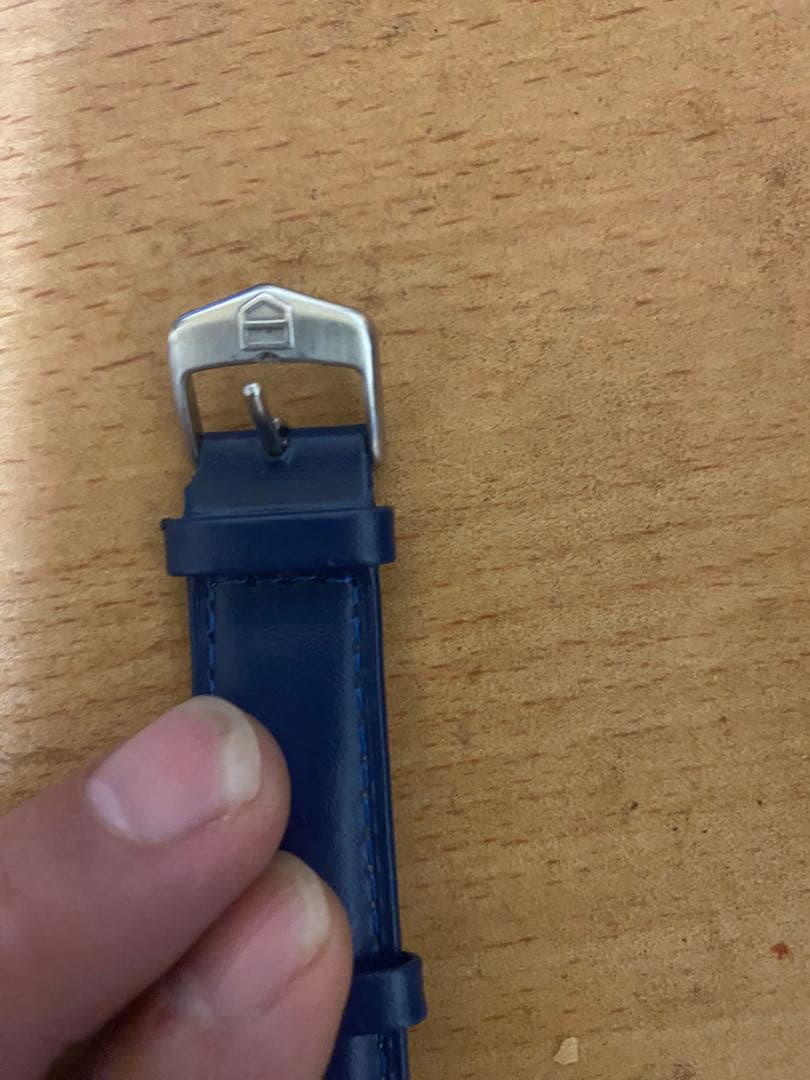 タグホイヤー6000メンズクォーツ稼働品