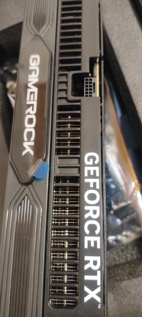 グラフィックボード・グラボ・ビデオカード Palit GeForce RTX 5080 GameRock 16GB