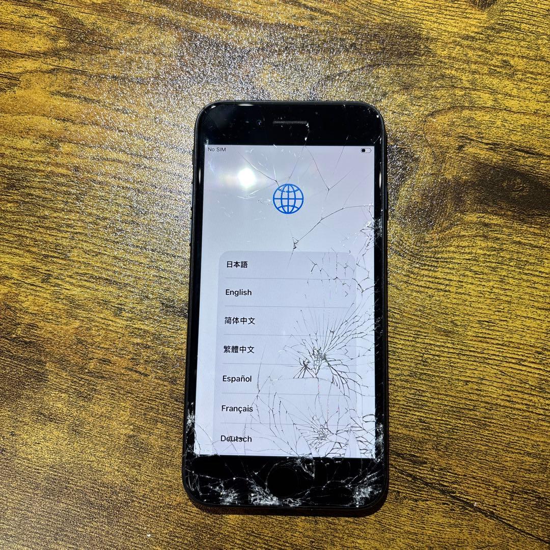 【ジャンク】iPhoneSE (第3世代) 64GB 液晶画面ヒビ割れ