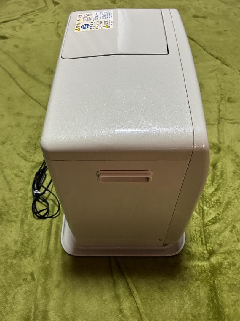 ☆ecoモードで節約暖房☆コロナ　石油ファンヒーター　FH-ST3613BY