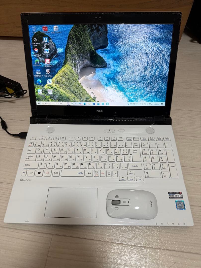 LAVIE ノートPC 4GB Corei3-6100U