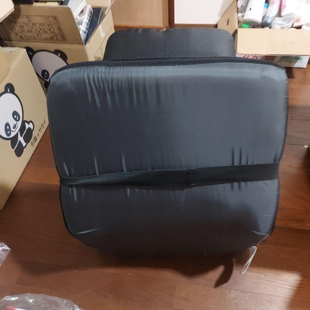 ゲーミング座椅子　ニトリ　テーブルカバー付き　14段階リクライニング　美品