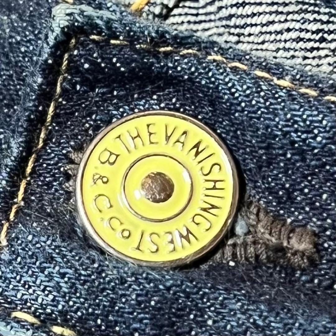 THE VANISHING WEST Lot 601XX W30 赤耳