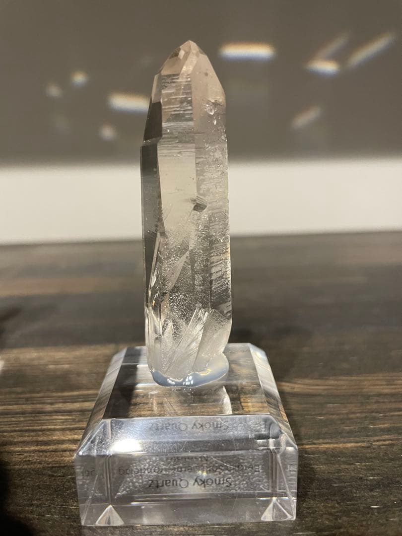 ノルウェー産　スモーキークォーツ　鉱物標本