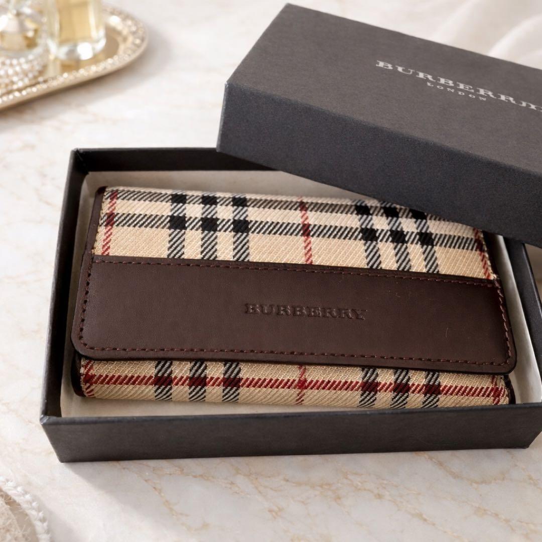 極美品✨BURBERRY バーバリー ノバチェック キーケース 5連 ブラウン