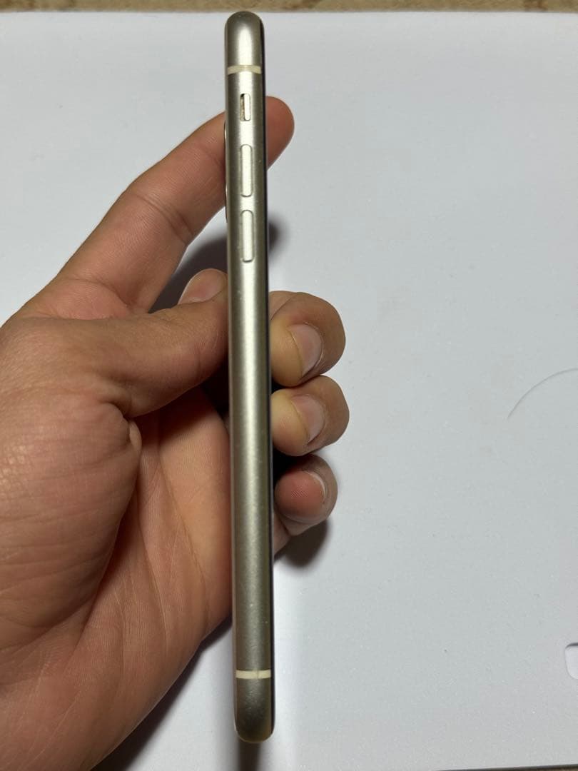 Apple iPhone 11 ホワイト 本体【ジャンク】