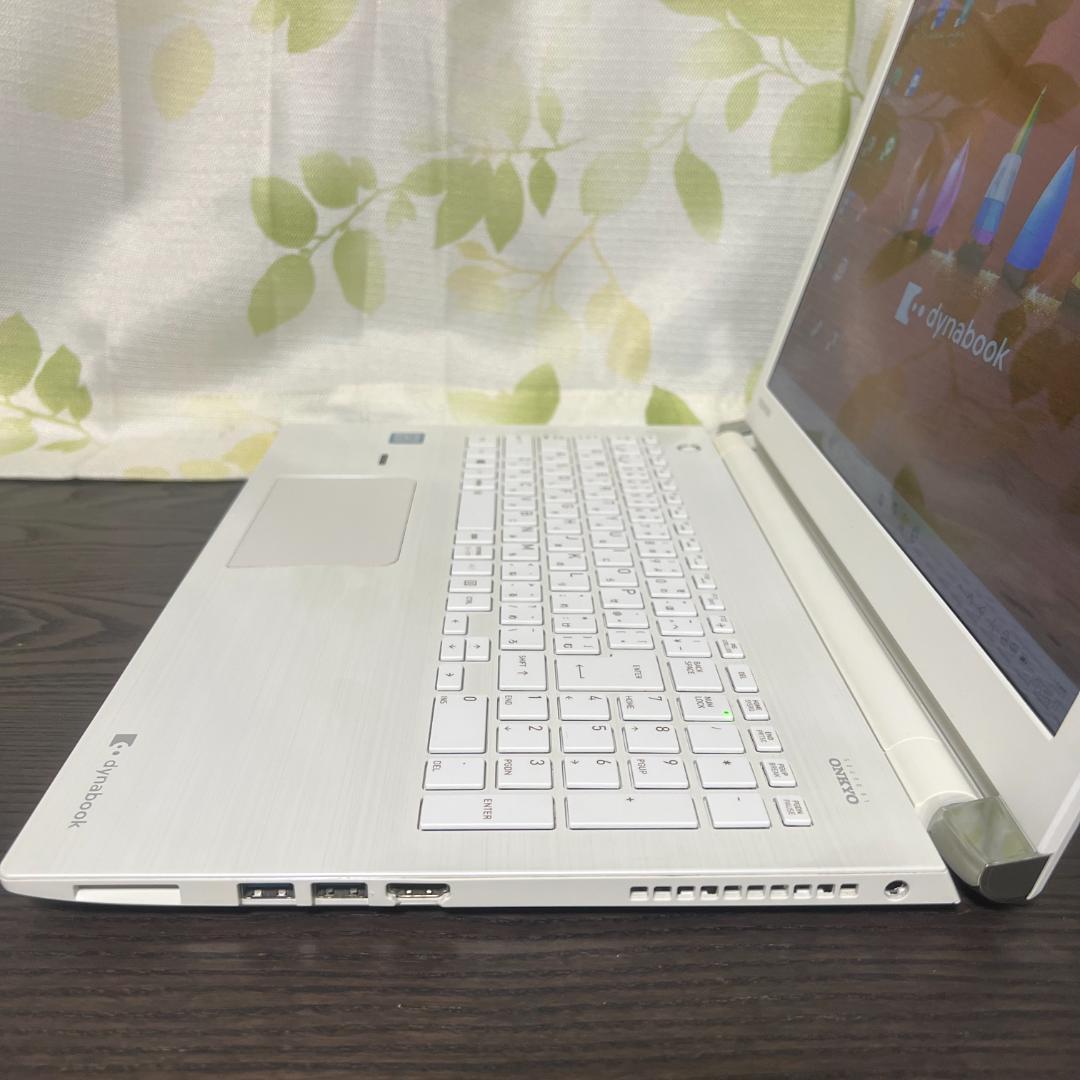 コスパ◎東芝 dynabook✨オフィス付☆SSD256GB☆8GB☆i3