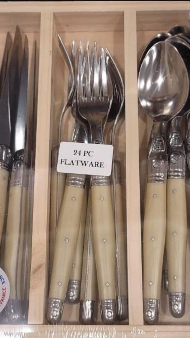 フランス製　ラギオール　ジャンデュボ　カトラリーセット24本 木箱付　アイボリー