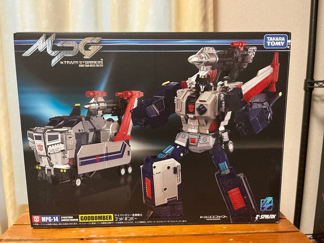 トランスフォーマー　MPG　ゴッドボンバー