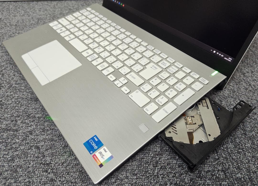 超美品 希少 VAIOS15 VJS155 SSD 2TB 32GB ブルーレイ