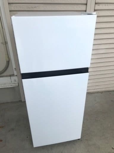 ☆【美品】冷蔵庫　Hisense HR-B12E3W 124L 2024年製