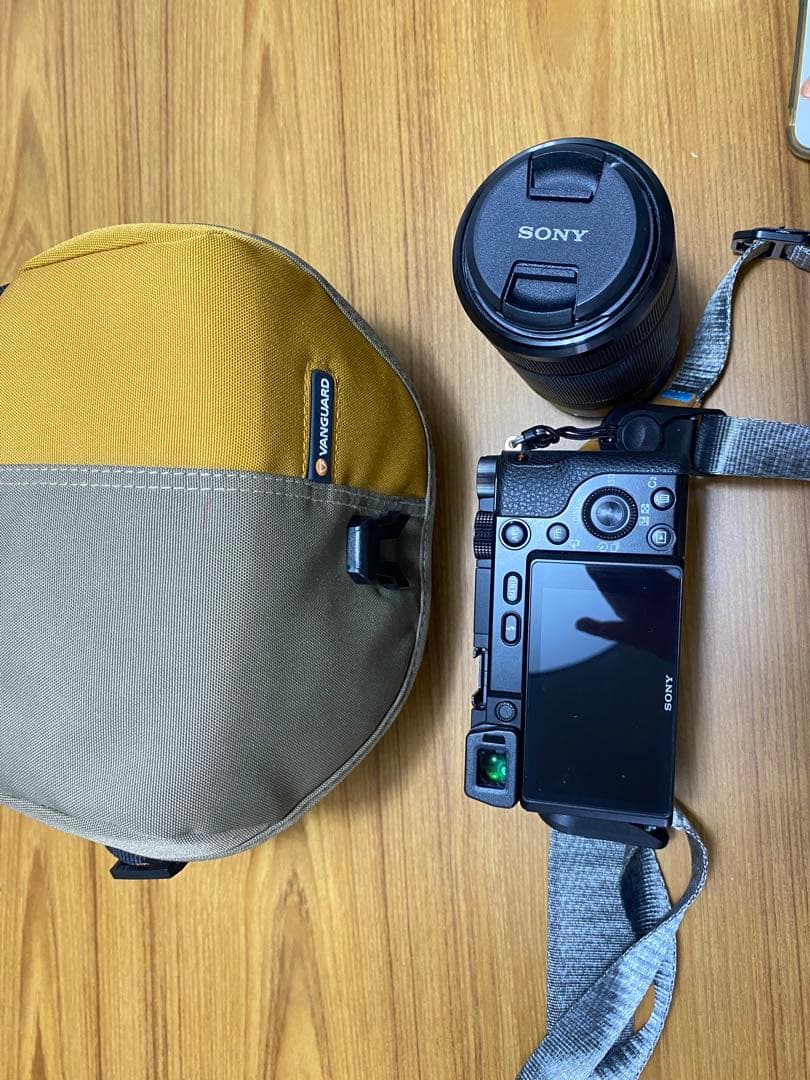 デジタルカメラ Sony Alpha a6100 16-50mm