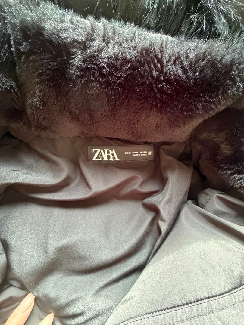 ZARA ザラ ダウンジャケット ボア ファー付き ブラック