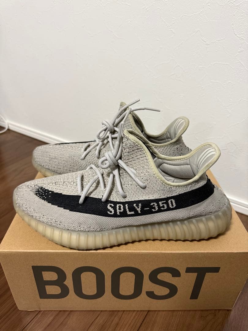 箱、取説あり！！ adidasアディダスYeezyBoost 350 V2