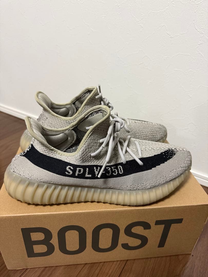 箱、取説あり！！ adidasアディダスYeezyBoost 350 V2