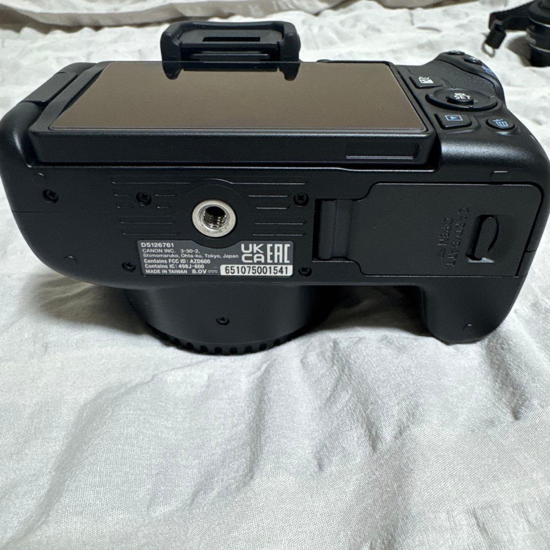 Canon EOS Kiss X10 レンズ＋単焦点24mm 無記入保証書付き