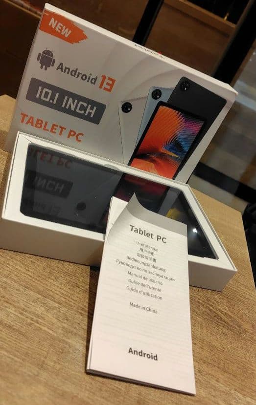 美品10.1インチ【Android13】タブレットPC 初期化済み