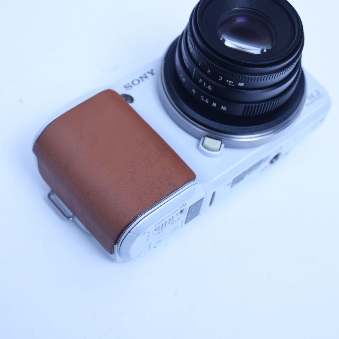 SONY NEX-3 ボディ　レンズ+単焦点レンズ　バッテリー充電器SDカード付