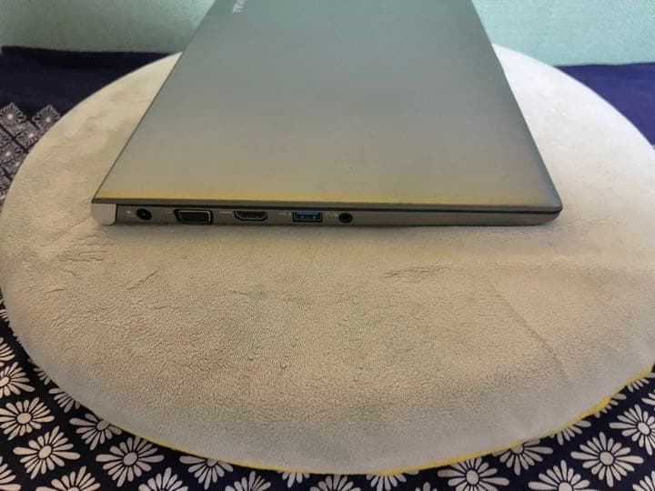 Windowsノート本体 TOSHIBA i5 5200CPU 4GB 128GB SSD