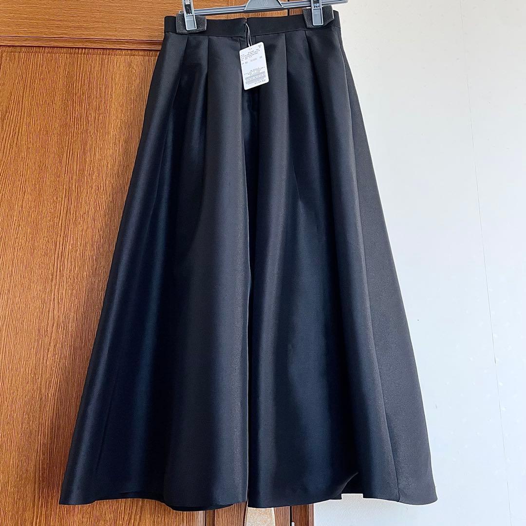 本日限定価格【NOBLE】ボリュームフォルムスカート Sサイズ