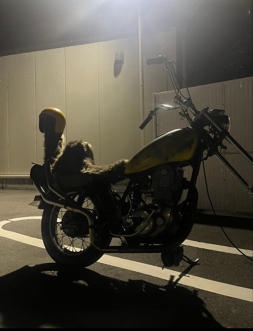 SR400 キングアンドクイーンシート