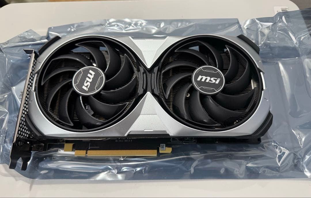 グラフィックボード・グラボ・ビデオカード MSI GeForce RTX 4070 VENTUS 12GB