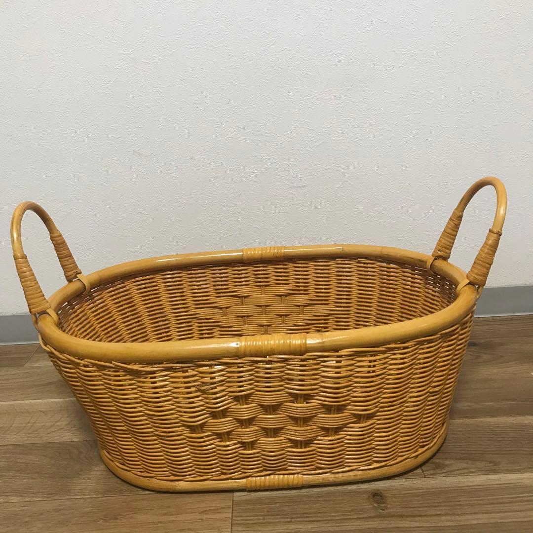 土日限定⭐️お値引き中⭐️籐ランドリーバスケット　籐カゴ　ラタンバスケット　大きめ