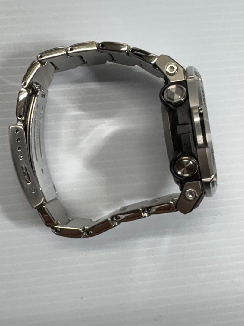 美品❗️CASIO・ G-SHOCK・GSTーB200D・ソーラー・スマホリンク