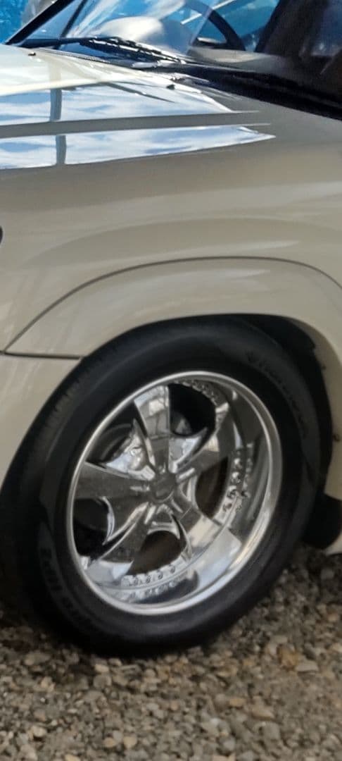 タイヤホイール20インチ　4本