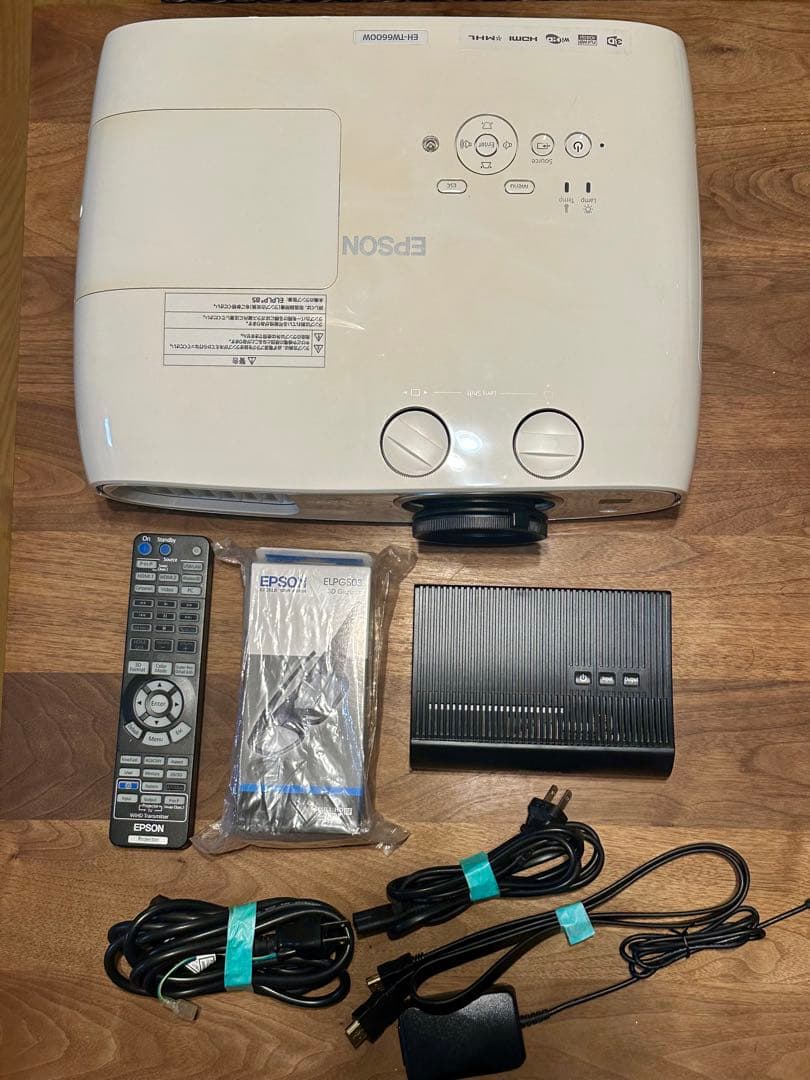 EPSON プロジェクター　EH-TW6600W　ワイヤレスモデル