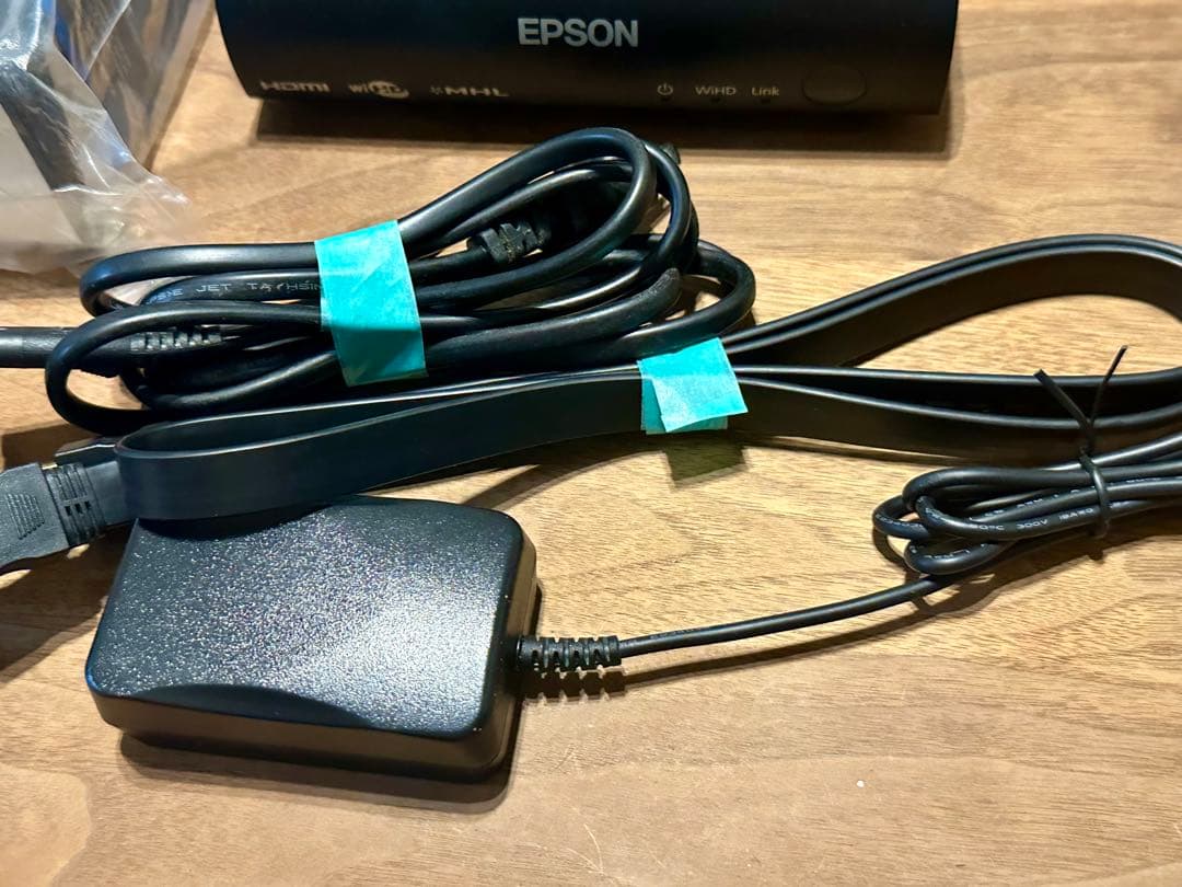 EPSON プロジェクター　EH-TW6600W　ワイヤレスモデル