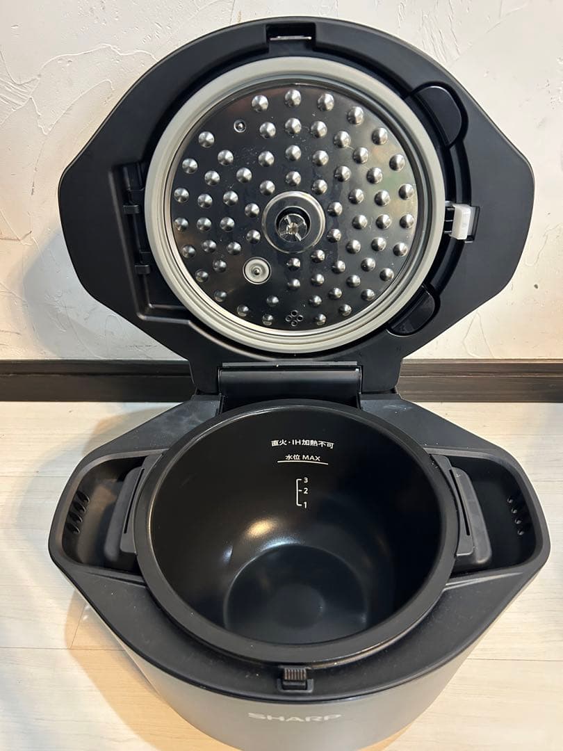 SHARP ヘルシオ 水なし自動調理鍋 KN-HW16G シャープ