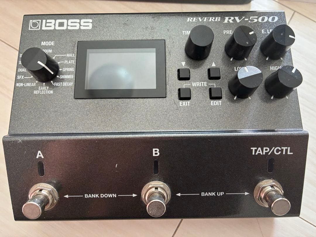 BOSS RV-500 リバーブエフェクター