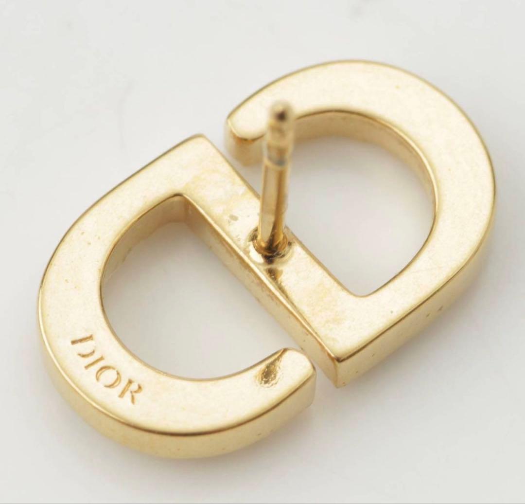 Dior クリスタルロゴピアス(片耳用)