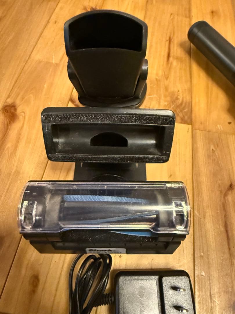 Shark EVOPOWER EX 充電式ハンディクリーナー WV406JGG