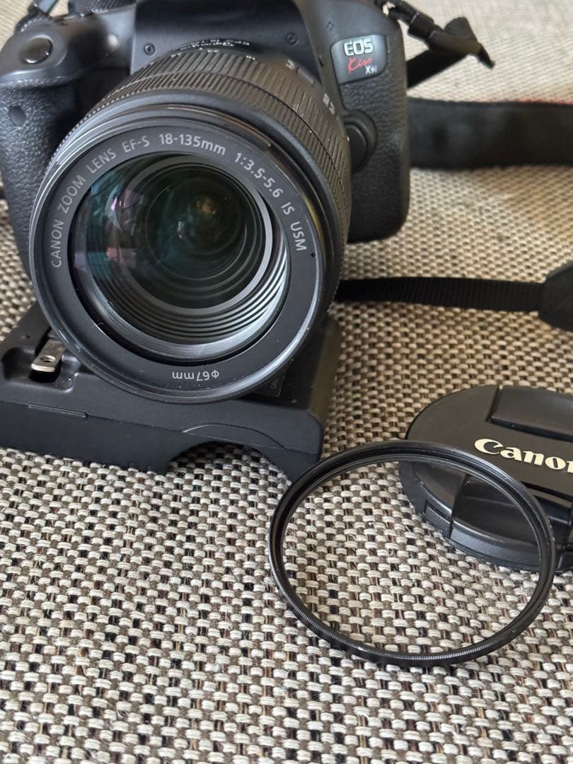 【本日限定】Canon Kiss9xi EF18-135mm デジタル　一眼レフ