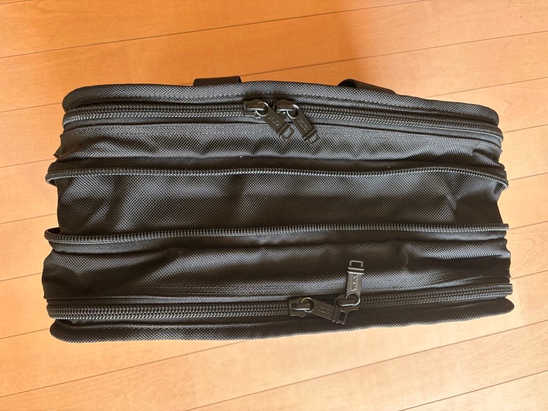 美品　TUMI トゥミ ビジネスバッグ　26141D4 ブラック