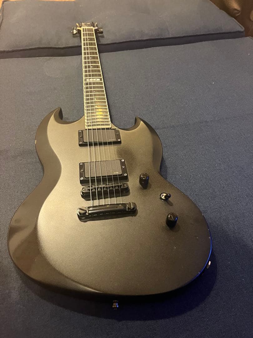 ESP E-II Viper ブラック