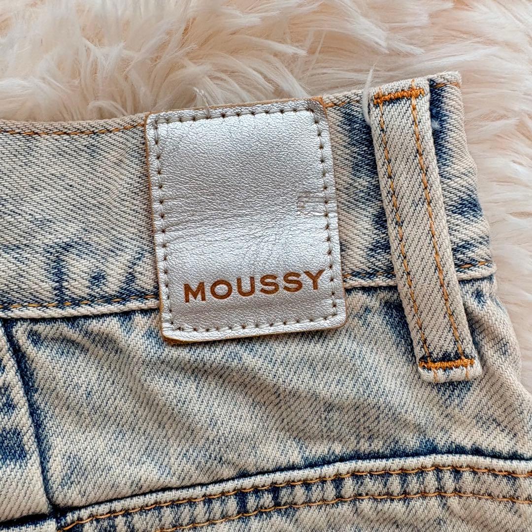 MOUSSY マウジー CURVED LINE CHEMICAL BAGGY