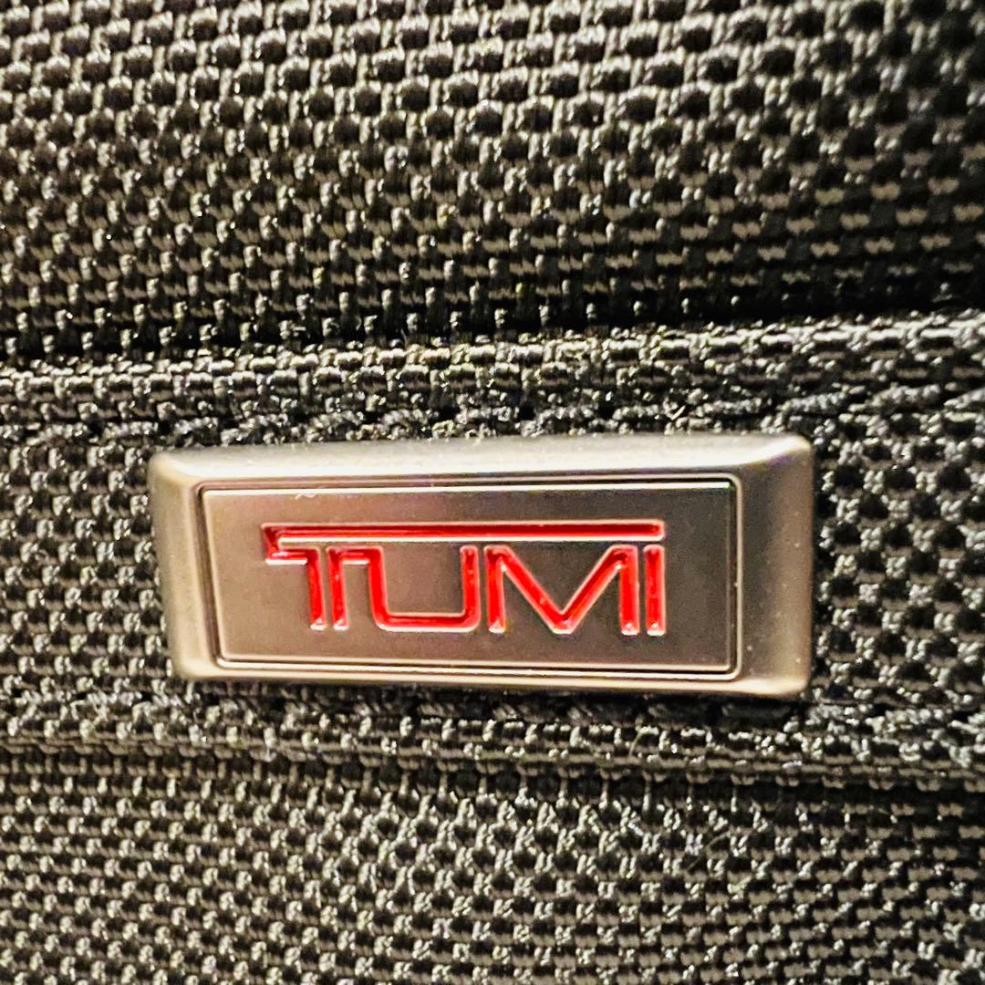 【未使用に近い】TUMI ALPHA3 PCケース ブラック A4サイズ収納可